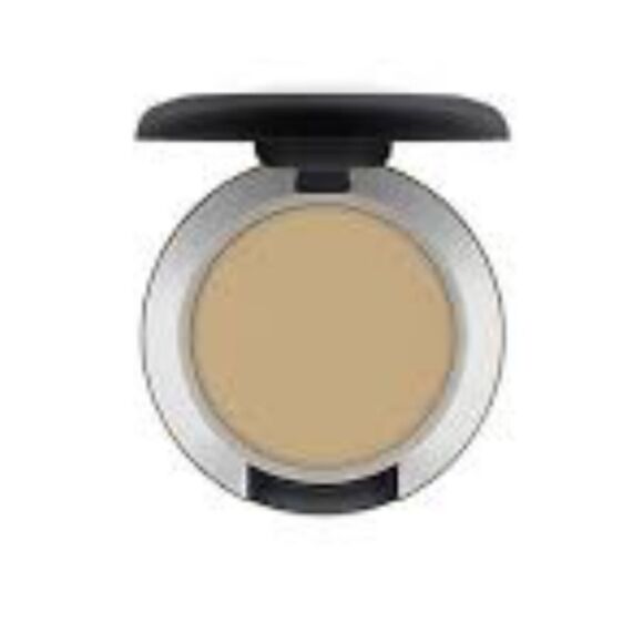 Mac Cosmetics Powder Kiss Soft Matte Eyeshadow - Picture 4 of 7